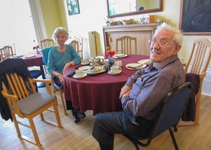 Mary & Frank visiting and sitting on the dining room enjoying tea!